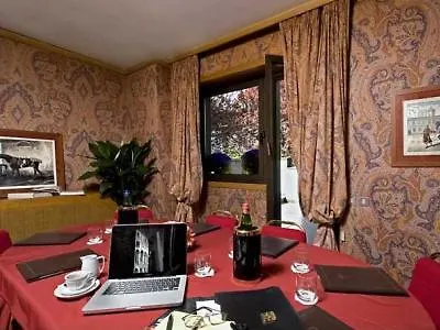 Ξενοδοχείο Polo 4*